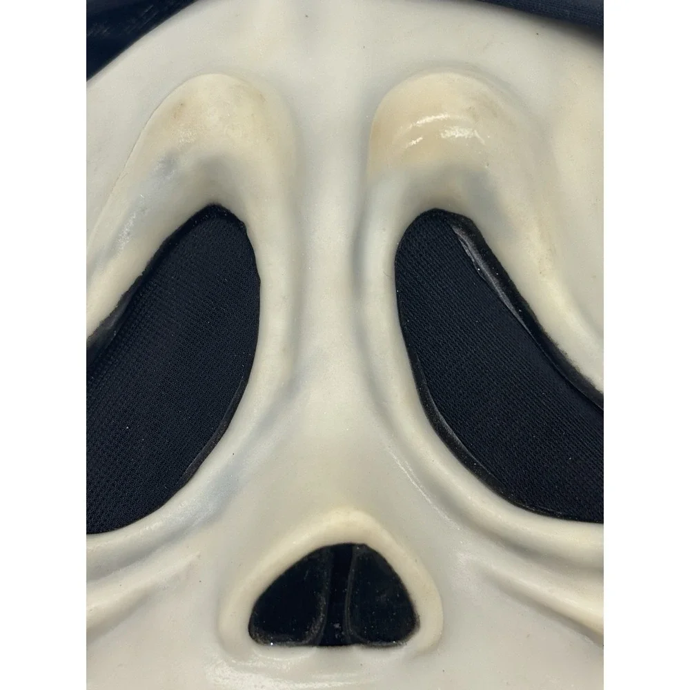 Vintage Scream Ghost Face Mask Smiley Easter Unlimited Smiling